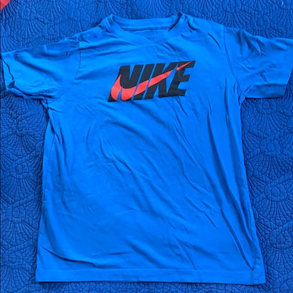 Nike shirt